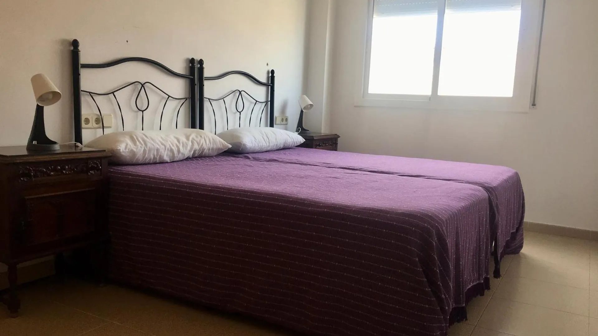 Enjoy Your Holidays With Us !!, Terrace 25M2 - Apartment 65M2 3 Bedrooms, Capacity 4-6Pers, Wifi, Ideal To Digital Nomad Beach 5Min Walking, 4 Pools, Parking Opt, Air Conditioning Lloret de Mar
